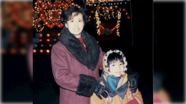 Ms. Meihong Wang and her daughter Ms. Yu in a photo taken before the persecution began in 1999