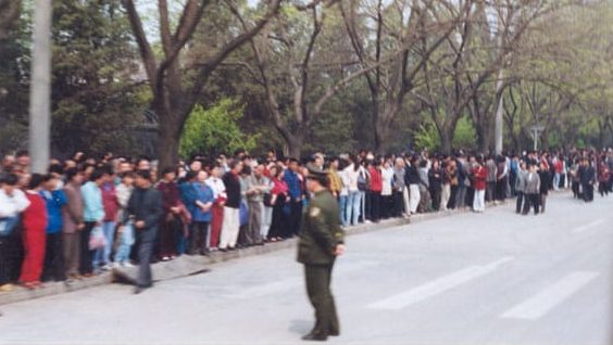 (Pictured: An estimated 10,000-20,000 Falun Gong practitioners peacefully gathered on April 25, 1999 at Fuyou Street in Beijing to appeal.)