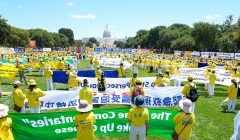 On the morning of July 11, 2024, Falun Gong practitioners held a rally on the National Mall to call for an end to the persecution of Falun Gong in China on the 25th anniversary. (Credit: Minghui.org)