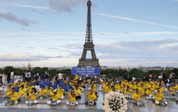 Candle vigil for Falun Gong practitioners who lost their lives in the ongoing persecution (2019)